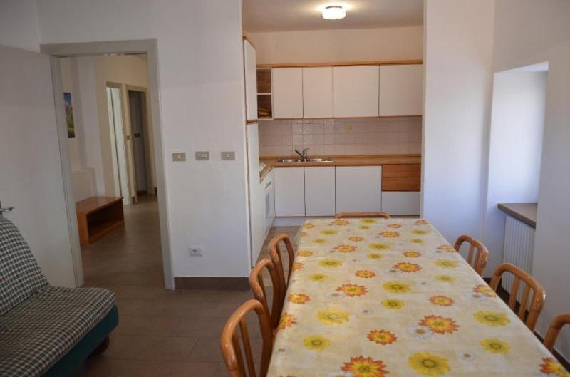 Casa Caritro Apartment Ossana Bilik gambar